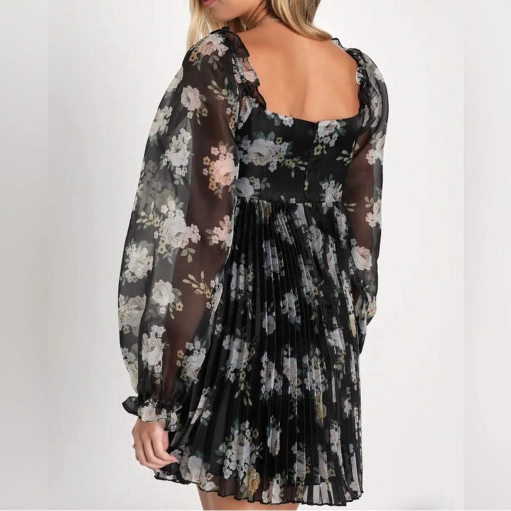 Lulu's Black Floral Long Sleeve Dress - Picture 2 of 11